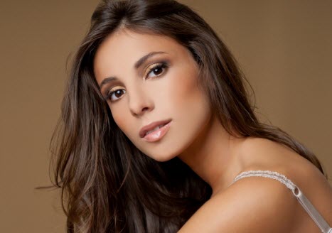 Fettiges Haar: Ursachen