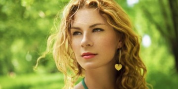 Haarausfall: Ursachen und Behandlung