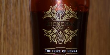 Henna-Shampoo gegen Haarausfall