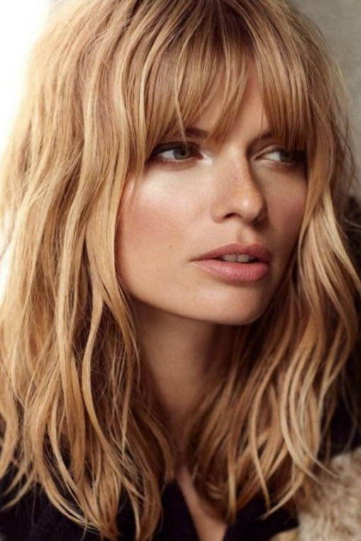 Langer Bob-Haarschnitt mit Pony