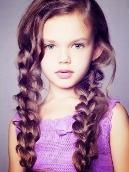 Frisuren für den 1. September: Foto