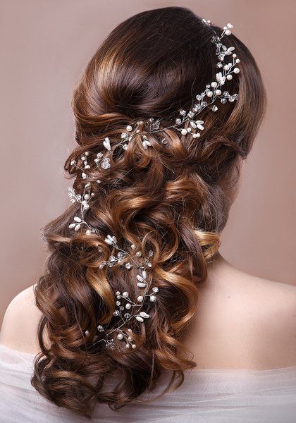 Frisuren mit schönen Haarnadeln