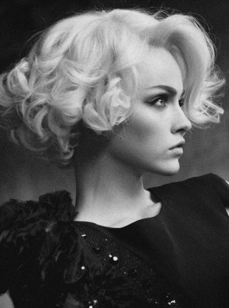 Frisuren für kurzes Haar mit Pony im Retro-Stil