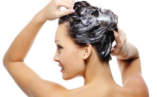 So waschen Sie die Maske ab