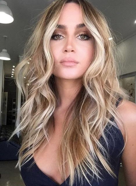 Färben von Brondes auf hellbraunem und dunklem Haar