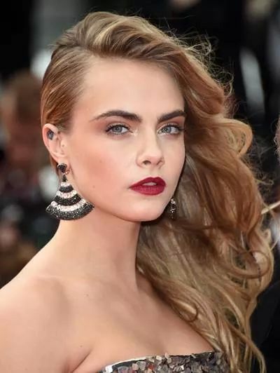 Abendfrisuren für langes Haar