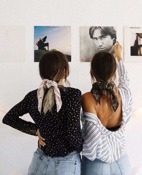 Wie man einen schönen langen Haarschal bindet