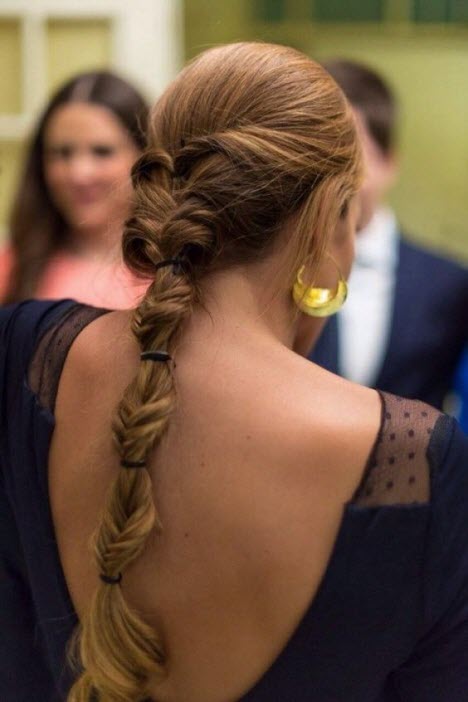 Frisur für langes Haar