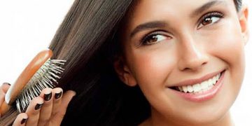 So kämmst du deine Haare richtig