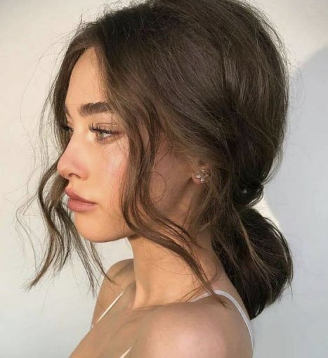 Foto von mittlerem Haar