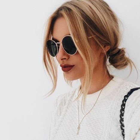 Foto von mittlerem Haar