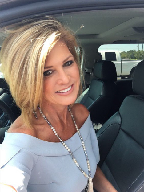 Aktuelle Fotos von Haarschnitten nach 40: Foto