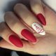 Foto der Neujahrsmaniküre 2024