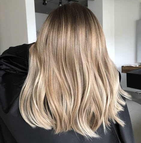 Stilvolle Haarfärbung Shatush: Trend 2024