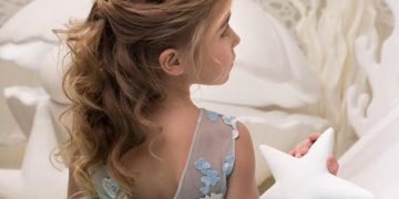 Frisuren für Mädchen beim Abschlussball im Kindergarten