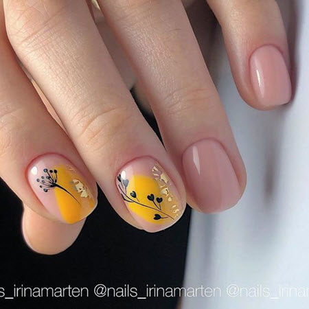 Schöner Maniküre-Minimalismus